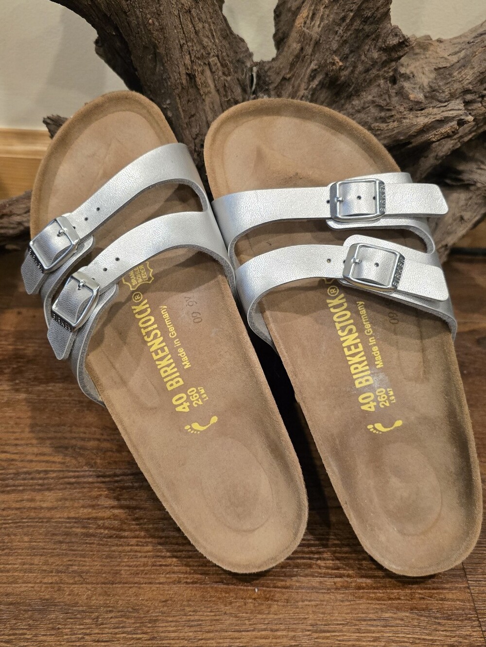 New BIRKENSTOCK Silver Sandles Size 9/40